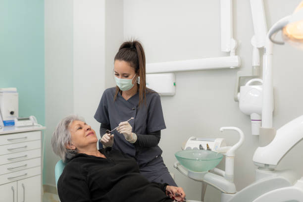 Best Emergency Dentist for Knocked-Out Tooth in Azalea Park, FL